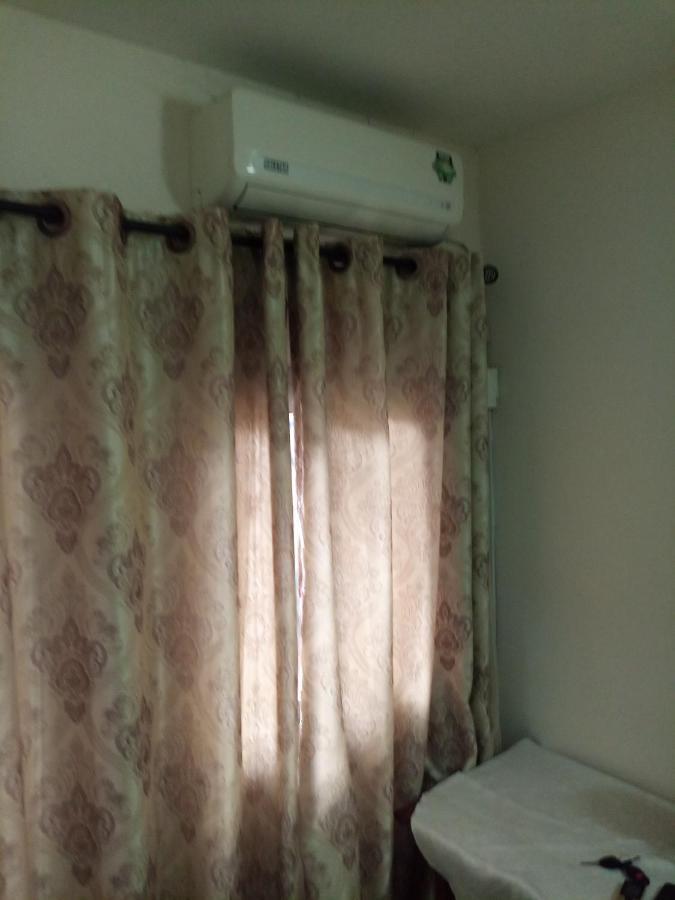 Ange Raphael Hotel Douala Exterior foto